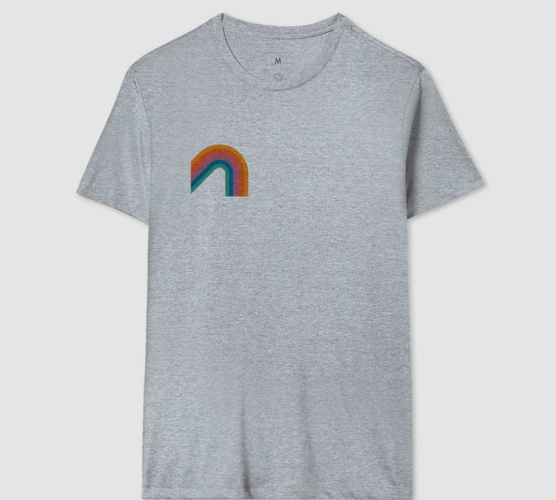 Camiseta Além do Arco-Íris
