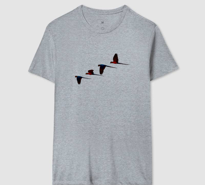 Camiseta Araras Vermelhas