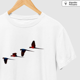 Camiseta Araras Vermelhas | Algodão Peruano |