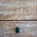 Alter Raw Necklace - Green Quartz - Alke